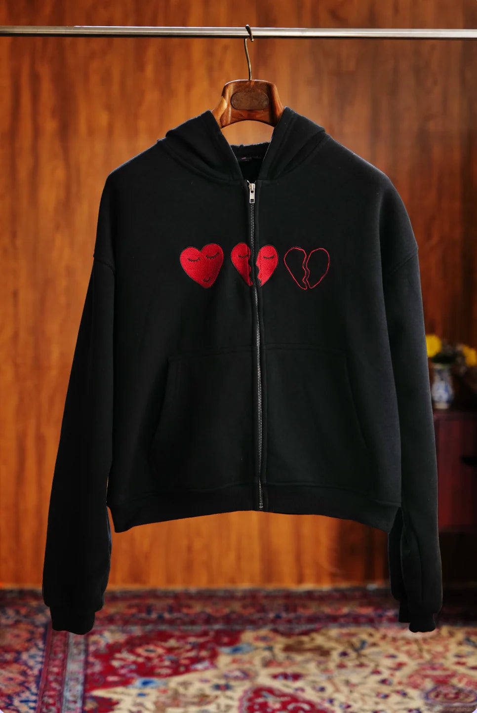 Between Beats Hoodie - Black (Hemp)